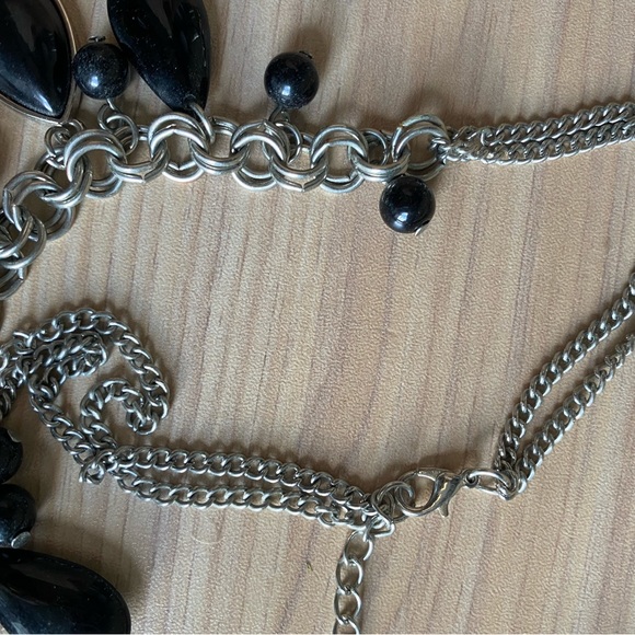 Paparazzi Necklace and Bracelet - Picture 2 of 7